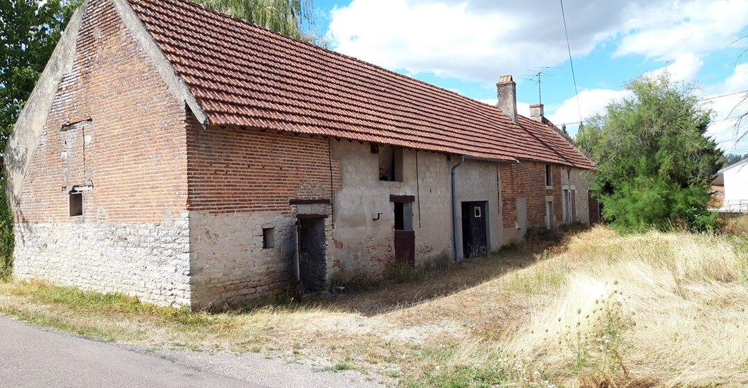 LABERGEMENT LES SEURRES 21 Ensemble Immobillier