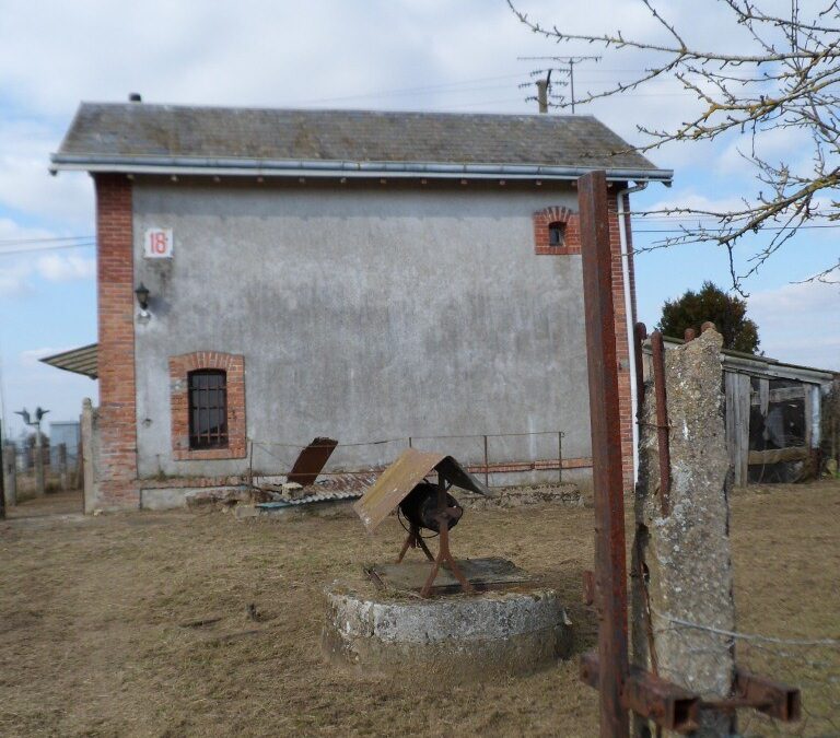 THEUVILLE 28 Gare Barrière